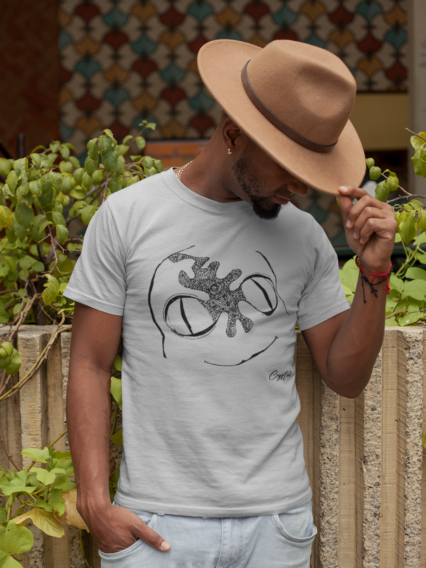Cute Alien Head Abstract Drawing - Cute & Creepy Stay Weird Cartoon Illustrations Men's classic tee